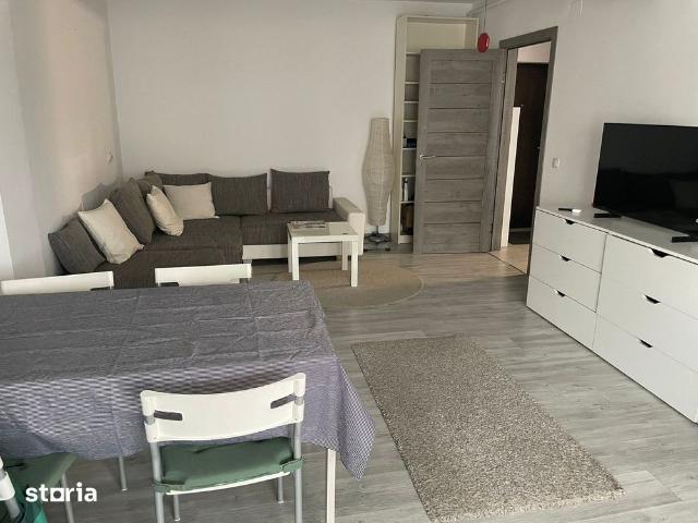 Apartament 2 camere, renovat,2 locuri de parcare,zona Calea Șurii Mici