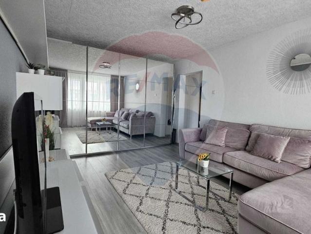 Apartament 2 camere, renovat și luminos Astra