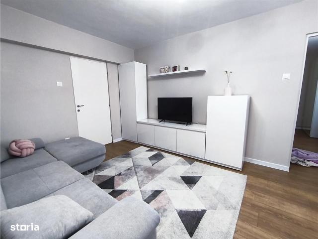 Apartament 2 camere, renovat, luminos, LA CHEIE, la 5 min de Centru
