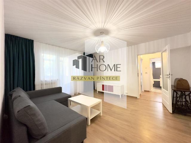 Apartament 2 camere, renovat, zona Vest, Ploiesti