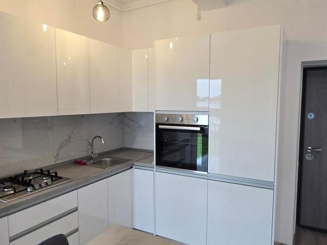 Apartament 2 camere | Strada Tibles 20 | 5 minute aeroport | Parcare | Totul Nou