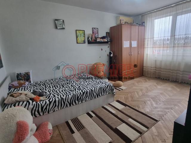 Apartament 2 Camere Super Pret Sector 4 Grand Arena