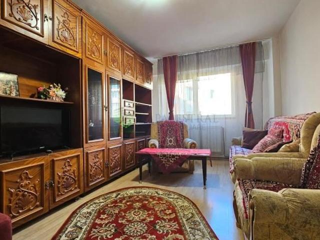 Apartament 2 camere Scriitorilor, etaj 2, decomandat, mobilat utilat