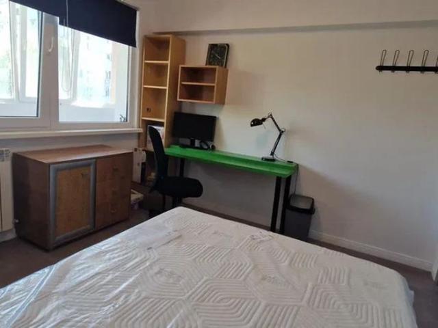 Apartament 2 camere, semidecomandat, balcon, metrou, Campia Libertatii