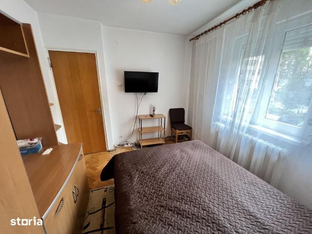 Apartament 2 camere semidecomandat,zona Mihai Viteazul
