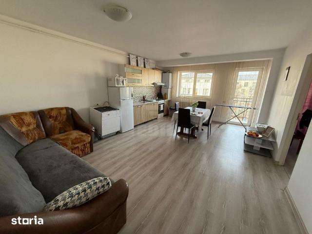 Apartament 2 camere semidecomandat zona Teilor