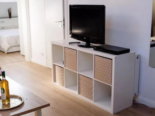Apartament 2 camere, semidecomandat, 36 mp, centrala, metrou, Bucurestii Noi