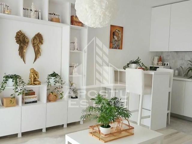 Apartament 2 camere, semidecomandat,48mp utili, et.8/11 zona Lipovei