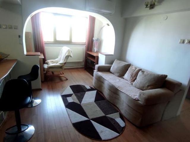 Apartament 2 camere semidecomandat, 50 mp, zona 1 Mai