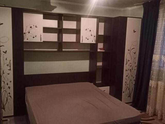 Apartament, 2 camere semidecomandat, 52 mp, Podu Ros, de inchiriat, Universitatea Gheorghe Asachi, Cod 163121
