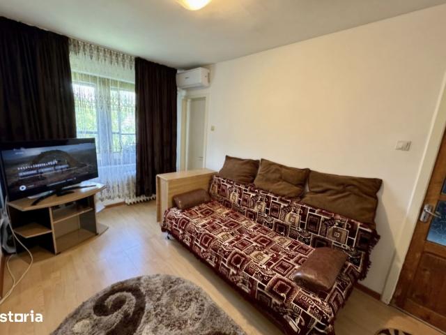 Apartament 2 camere semidecomandate, Valea Roșie, et 3