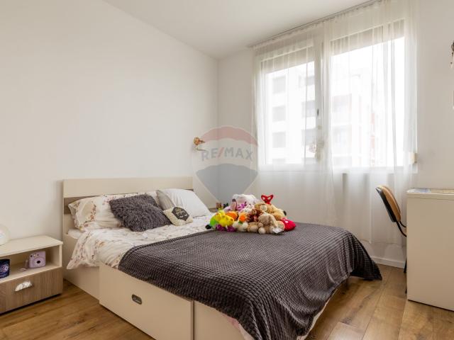 apartament 2 camere si loc de parcare de închiriat ared imar