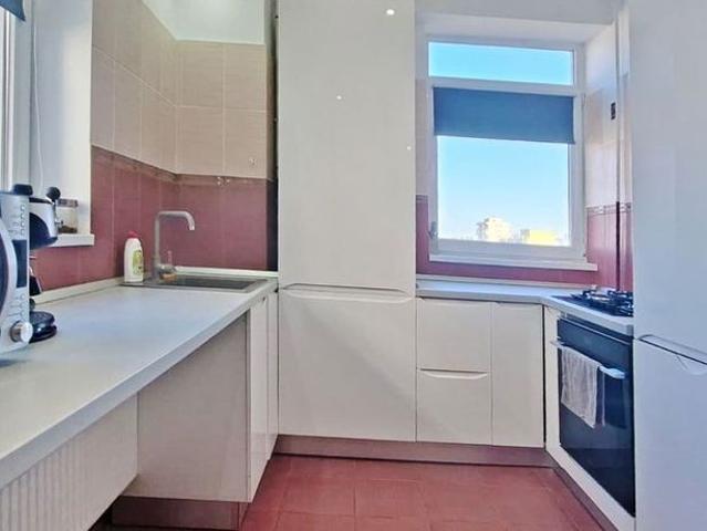 Apartament 2 camere spațios – Centrul Civic Vedere deosebită
