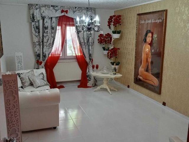 Apartament 2 camere spatiu pentru salon/ cabinet