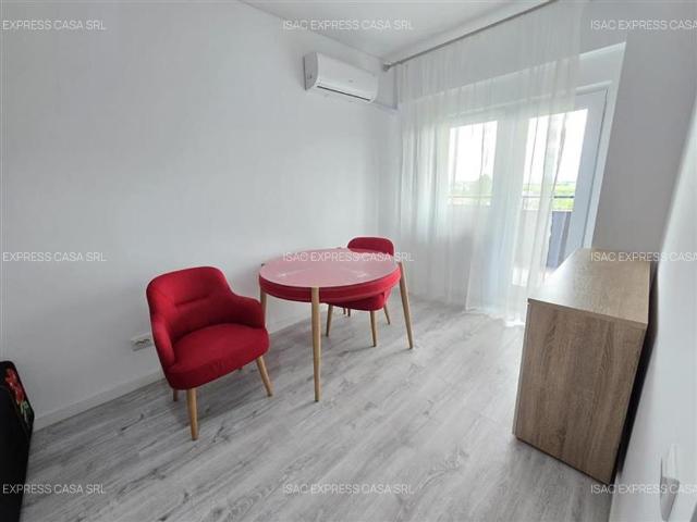 Apartament 2 camere, Tatarasi, etaj intermediar, bloc nou