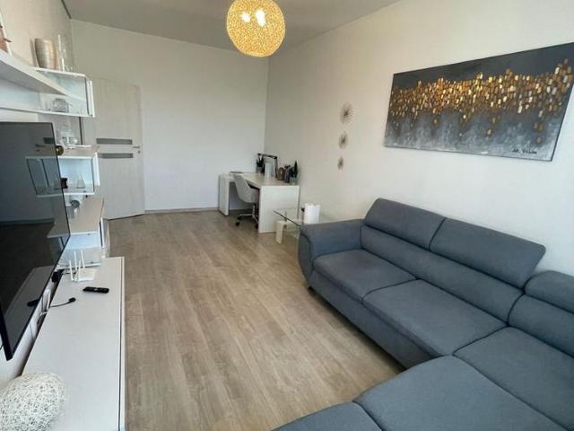 Apartament 2 Camere, Terasa Generosa, Loc de Parcare