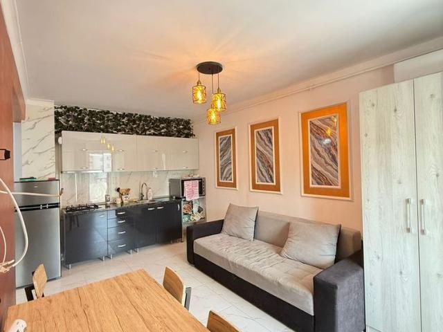 Apartament 2 camere tip studio – de închiriat Ilie Petre 40