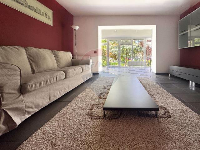 Apartament 2 camere vanzare in bloc de apartamente Timisoara, Centrul Bancar vezi locația pe hartă