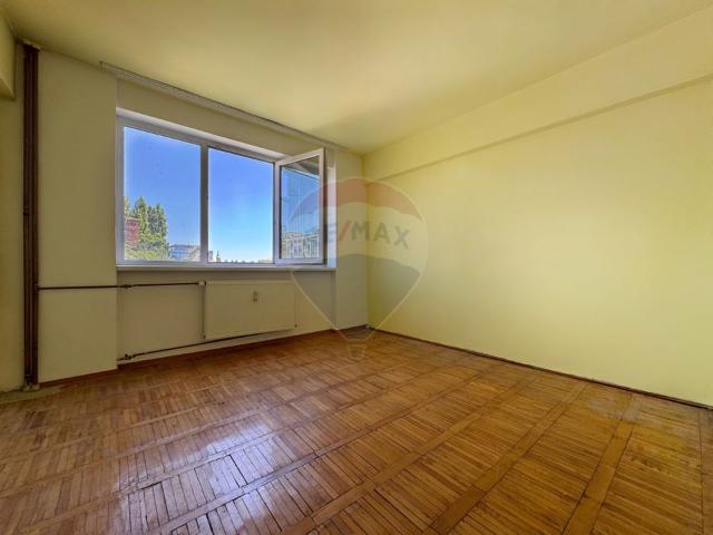 Apartament 2 camere vanzare in bloc de apartamente Timisoara, Semicentral vezi locația pe hartă