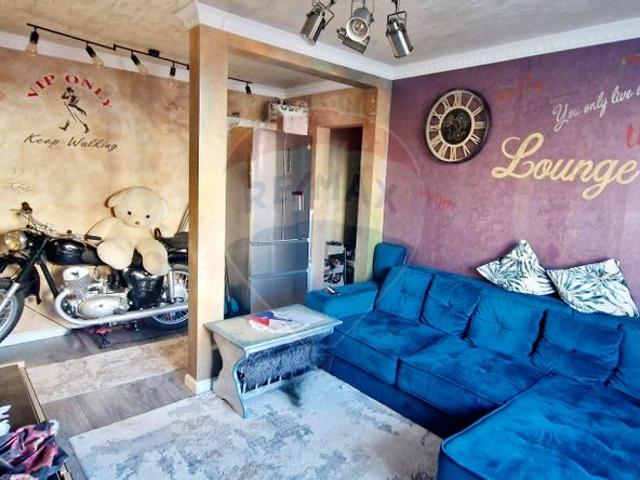 Apartament 2 camere vanzare in bloc de apartamente Arad, Aurel Vlaicu vezi locația pe hartă