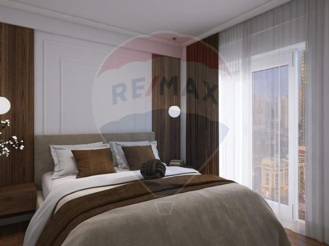 Apartament 2 camere vanzare in bloc de apartamente Arad, Chisineu Cris, Ultracentral vezi locația pe hartă