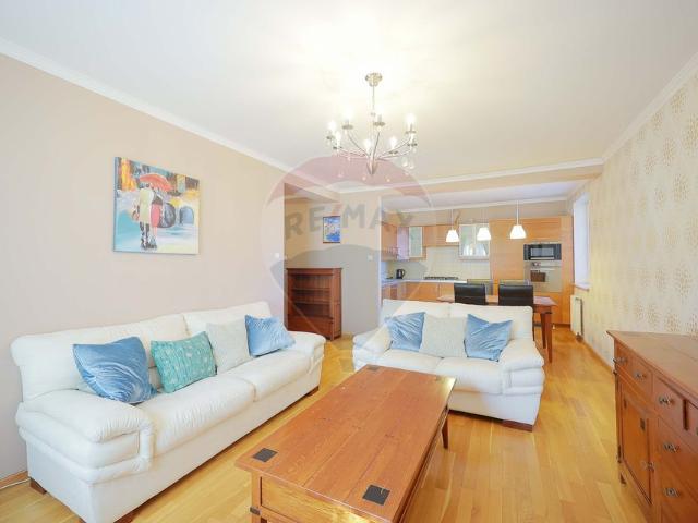 Apartament 2 camere vanzare in bloc de apartamente Bihor, Oradea, Nufarul vezi locația pe hartă