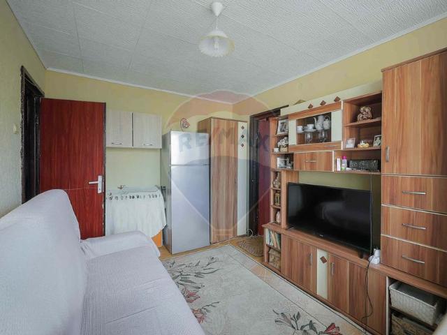 Apartament 2 camere vanzare in bloc de apartamente Bihor, Oradea, Rogerius vezi locația pe hartă