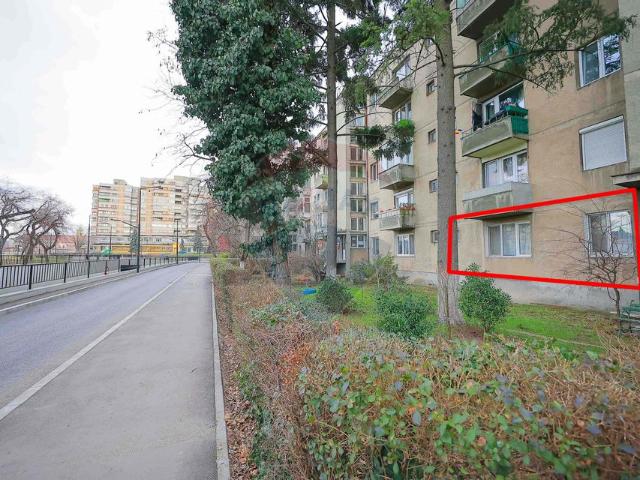 Apartament 2 camere vanzare in bloc de apartamente Bihor, Oradea, Ultracentral vezi locația pe hartă