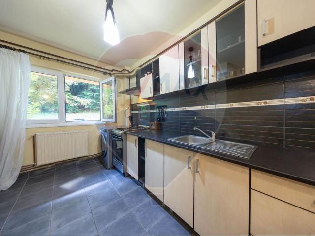 Apartament 2 camere vanzare in bloc de apartamente Brasov, Racadau vezi locația pe hartă