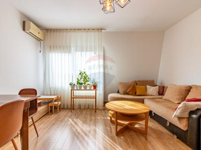 Apartament 2 camere vanzare in bloc de apartamente Bucuresti, Bucurestii Noi vezi locația pe hartă