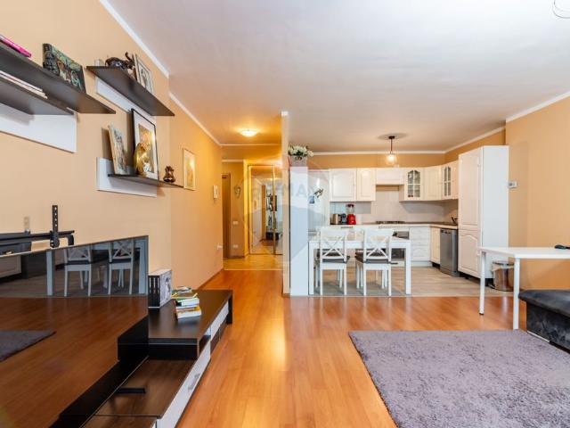 Apartament 2 camere vanzare in bloc de apartamente Bucuresti, Bucurestii Noi vezi locația pe hartă