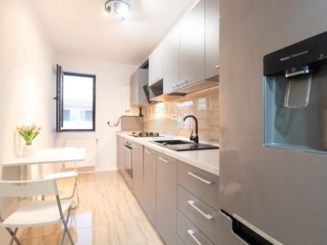 Apartament 2 camere vanzare in bloc de apartamente Bucuresti Ilfov, Rosu vezi locația pe hartă