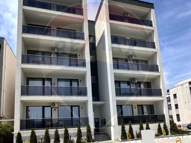 Apartament 2 camere vanzare in bloc de apartamente Constanta, Mamaia, Nord vezi locația pe hartă