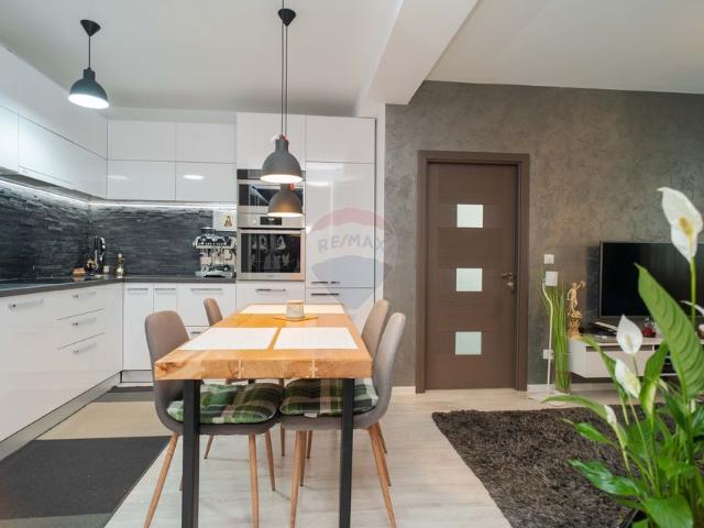 Apartament 2 camere vanzare in bloc de apartamente Iasi, Valea Lupului vezi locația pe hartă