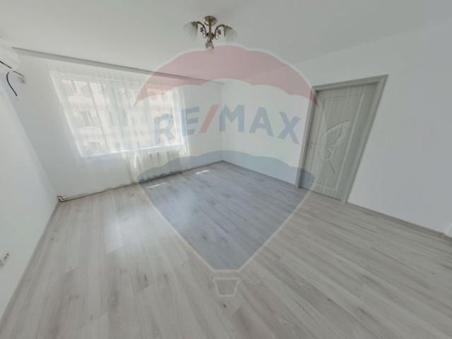Apartament 2 camere vanzare in bloc de apartamente Olt, Slatina, Orasul de Jos vezi locația pe hartă
