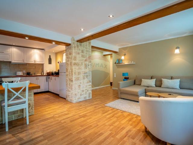 Apartament 2 camere vanzare in bloc de apartamente Prahova, Sinaia, Platoul Izvor vezi locația pe hartă