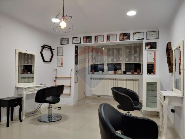 Apartament 2 camere vanzare in bloc de apartamente Suceava, Nord Est vezi locația pe hartă