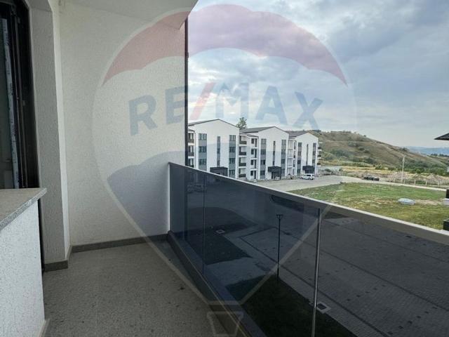 Apartament 3 camere vanzare in bloc de apartamente Suceava, Burdujeni vezi locația pe hartă