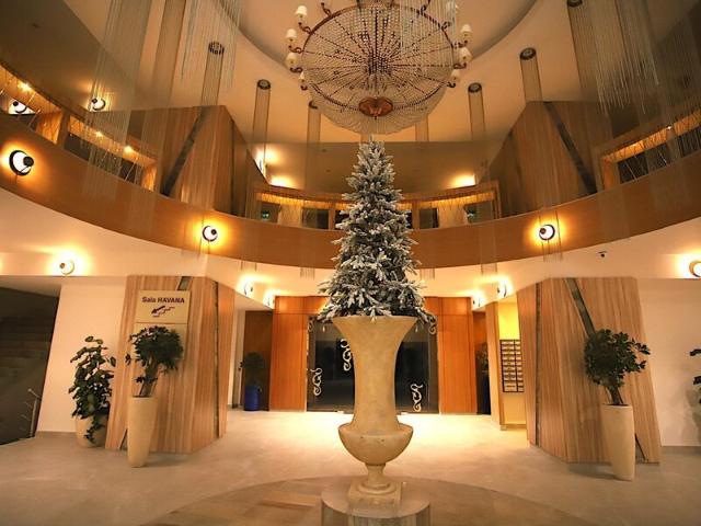 Apartament 2 camere Vitan Barzesti, Accept schimb cu auto in valoare de +50 anuntul. Ro