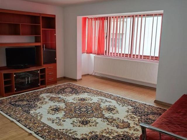Apartament 2 Camere Zona Capat 1, Etaj 1