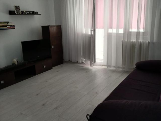 Apartament 2 camere zona Capat 1 / Fosta Rotunda, etaj 2, renovat