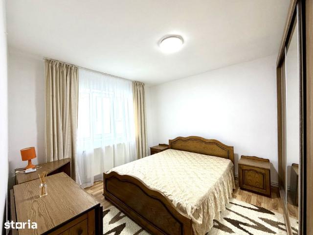 Apartament 2 camere zona Casa Armatei preț 1500 Ron/ lună
