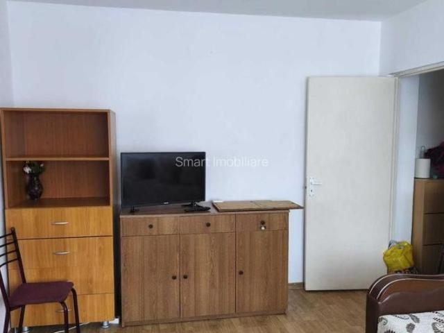 Apartament 2 camere zona Cedonia