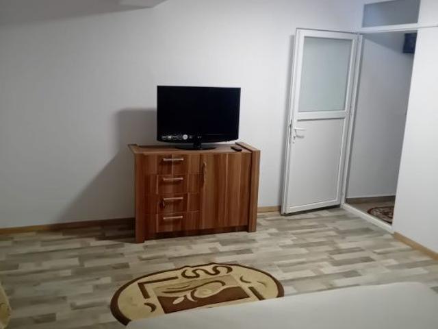 Apartament 2 camere, Zona Craiovei, Mobilat si Utilat
