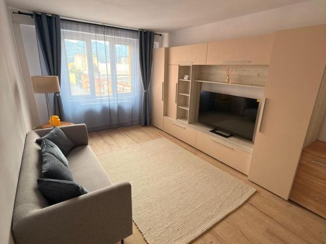 Apartament 2 camere zona Astra
