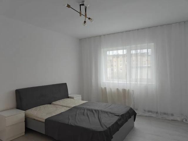 Apartament 2 camere Zona Garii 530 Euro