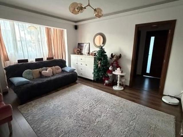 Apartament 2 camere, zona Gemenii