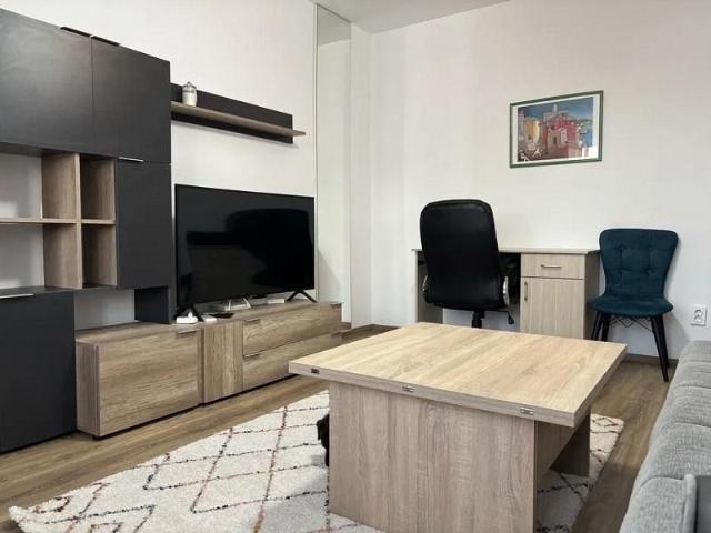 Apartament 2 camere zona Dacia Bicaz