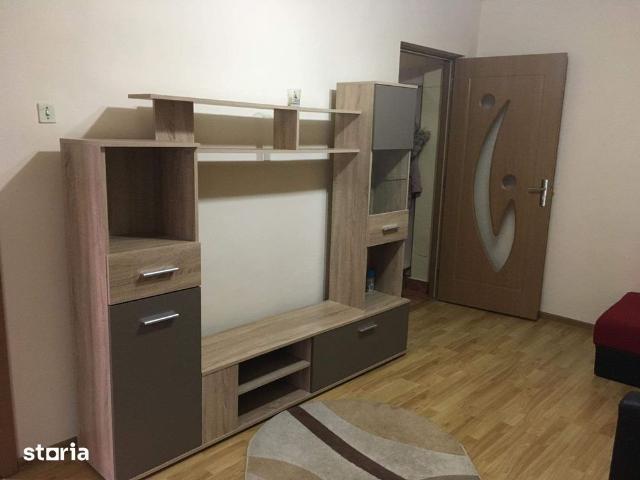 Apartament 2 camere, zona Dacia, str.Labirint