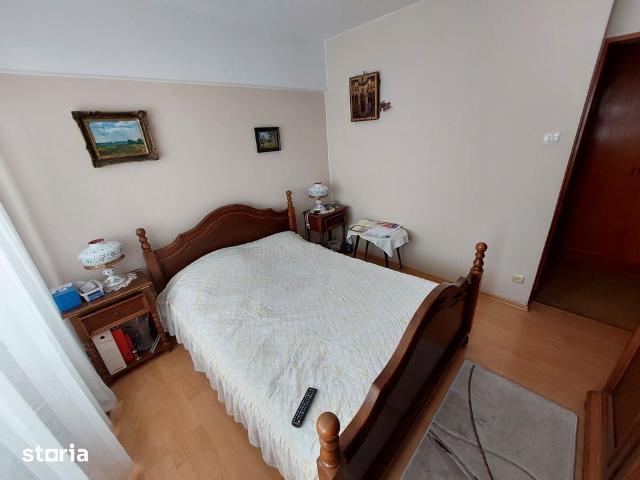 Apartament 2 camere, zona Modern Simion Barnutiu